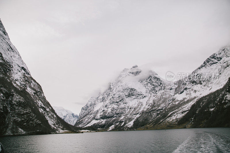 挪威冬季的n øyfjord